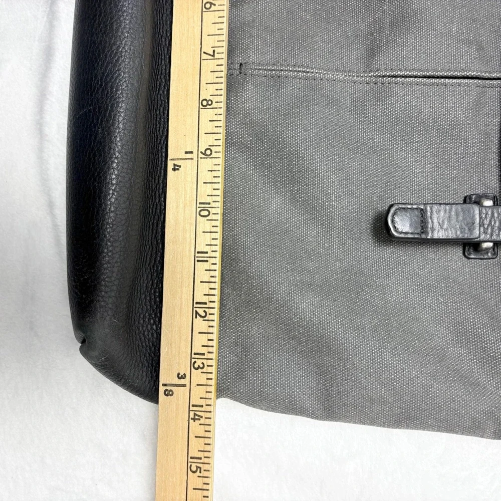Timbuk2 Distilled Waxed Canvas & Leather Messenger Crossbody Grunge Minimalist